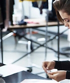 Selena_Gomez_-_Selena_Gomez_x_Coach_Collection_-_Fall_2018_-_Behind_the_scenes-11.jpg