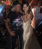 Selena_Gomez_-_Sheats_Goldstein_Residence_on_August_26-02.jpg
