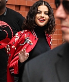 Selena_Gomez_-_Special_Meet___Greet_at_the_Coach_House_in_NYC_on_September_13-22.jpg