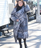 Selena_Gomez_-_Spotted_filming_Only_Murders_in_the_Building2C_New_York_City_-_March_122C_2024_04.jpg