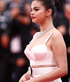 Selena_Gomez_-_The_Dead_Don_t_Die_At_The_72nd_Annual_Cannes_Film_Festival2C_05142019-06~0.jpg