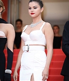 Selena_Gomez_-_The_Dead_Don_t_Die_At_The_72nd_Annual_Cannes_Film_Festival2C_05142019-07~0.jpg