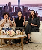 Selena_Gomez_-_The_Drew_Barrymore_Show_-_March_272C_2025-10.jpg