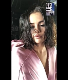 Selena_Gomez_-_Wolves_MV-298.jpg