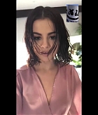 Selena_Gomez_-_Wolves_MV-33.jpg