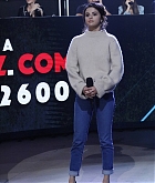 Selena_Gomez_-__One_Voice_Somos_Live21_A_Concert_For_Disaster_Relief__in_Los_Angeles_on_October_14-07.jpg