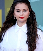 Selena_Gomez_-__Only_Murders_in_the_Building__FYC_event_in_Los_Angeles_June_112C_202202.jpg