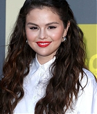 Selena_Gomez_-__Only_Murders_in_the_Building__FYC_event_in_Los_Angeles_June_112C_202224.jpg