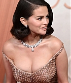 Selena_Gomez_-_at_the_97th_Annual_Academy_Awards_at_Dolby_Theatre_in_Hollywood2C_California_-_March_22C_2025_28.jpg