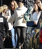 Selena_Gomez_-_attends_Sunday_church_services_ahead_of_the_New_Year2C_Irvine_12302018-02.jpg