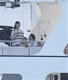 Selena_Gomez_-_celebrates_Memorial_Day_with_friends_aboard_a_luxury_yacht_in_Malibu2C_California__0531202208.jpg