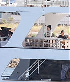 Selena_Gomez_-_celebrates_Memorial_Day_with_friends_aboard_a_luxury_yacht_in_Malibu2C_California__0531202213.jpg