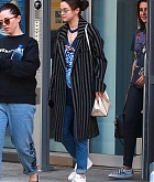 Selena_Gomez_-_in_NYC_on_September_26-05.jpg