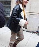 Selena_Gomez_-_is_seen_filming__Only_Murders_in_the_Building__in_Tribeca_on_April_122C_2024_in_New_York_City_02.jpg