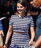 Selena_Gomez_-_leaves_the_Crillon_hotel_in_Paris2C_France__0708202202.jpg