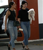 Selena_Gomez_-_leaving_a__Shark_Tank__filming_studio_with_her_puppy_in_West_Hollywood_September_232C_2019-04.jpg