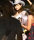 Selena_Gomez_-_leaving_the_Greek_theater_with_friends_after_a_night_out_in_LA_August_262C_2019-05.jpg