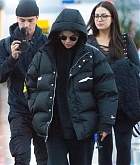 Selena_Gomez_-_seen_arriving_at_JFK_Airport_in_New_York2C_01122020-01.jpg