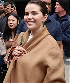 Selena_Gomez_-_seen_filming_Only_Murders_in_the_Building_in_New_York_City_-_April_62C_202303.jpg