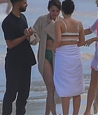 Selena_Gomez_-_seen_on_the_beach_in_Honolulu2C_HI__01012020-03.jpg