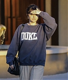 Selena_Gomez_-_seen_out_getting_lunch_with_a_friend_in_Studio_City2C_CA__02012020-04.jpg