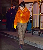 Selena_Gomez_-_seen_shooting_on_location_for_Only_Murders_in_the_building_in_New_York2C_01172021_03.jpg