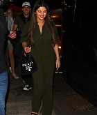 Selena_Gomez_-_spotted_leaving_dinner_with_friends_at_Bacaro_Italian_restaurant_in_New_York2C_09072021_00005.jpg