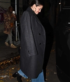 Selena_Gomez_Is_Spotted_Eating_At_Carbone_In_New_York_City_-_October_19_202207.jpg