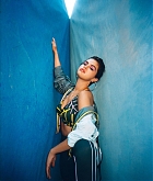 Selena_Gomez_Puma_DEFY_Trailblazer_2019-04.jpg