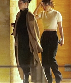 Selena_Gomez_dines_with_friends_at_Nobu_in_Malibu_-_September_27_202206.jpg