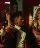 Selfish_Love_MV_33.jpg