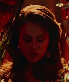 Selfish_Love_MV_38.jpg