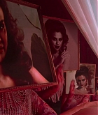 Selfish_Love_MV_41.jpg