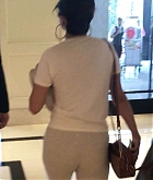 Spotted_at_the_London_Hotel_in_West_Hollywood_-_June_2800003.jpg