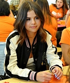 Step_up_with_coach_in_Los_Angeles_-_March_23-18.jpg