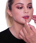 Summer_Day_To_Night_Makeup_With_Selena_Gomez_22.jpg