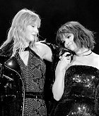Taylor_Swift27s_Concert_-_May_19-07.jpg