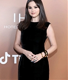Variety_s_2022_Hitmakers_Brunch_-_Arriving49.jpg