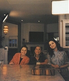 bts_selena_chef_28129.jpg