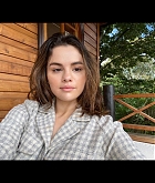 selena_09.jpg