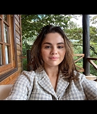 selena_10.jpg