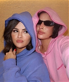 selena_281329.jpg