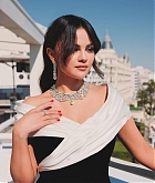 selena_283429.jpg