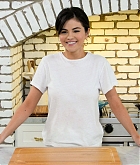 selena_2B_chef.jpg